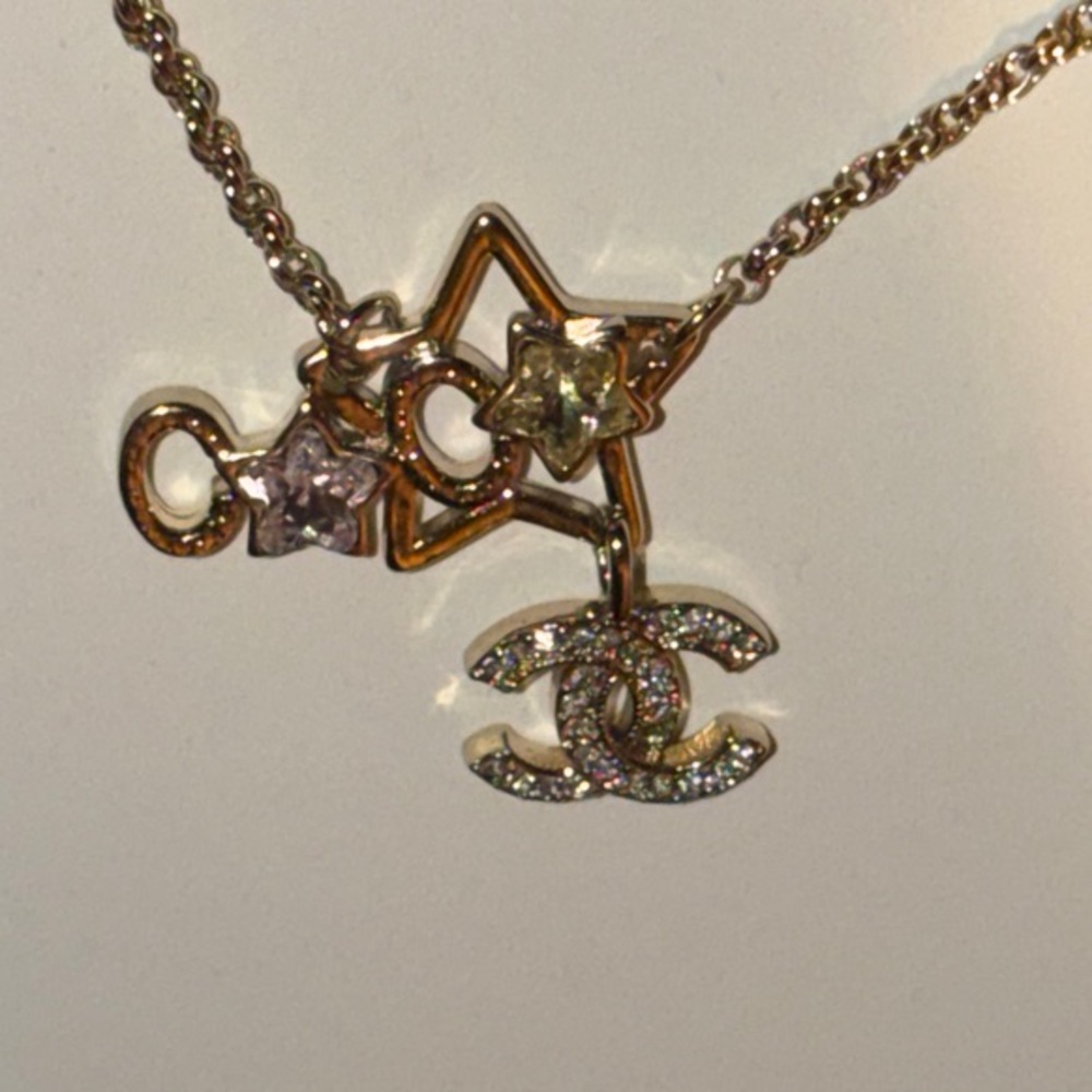 COCO gold crystal interlocking CC Star chain necklace - Picture 2 of 9